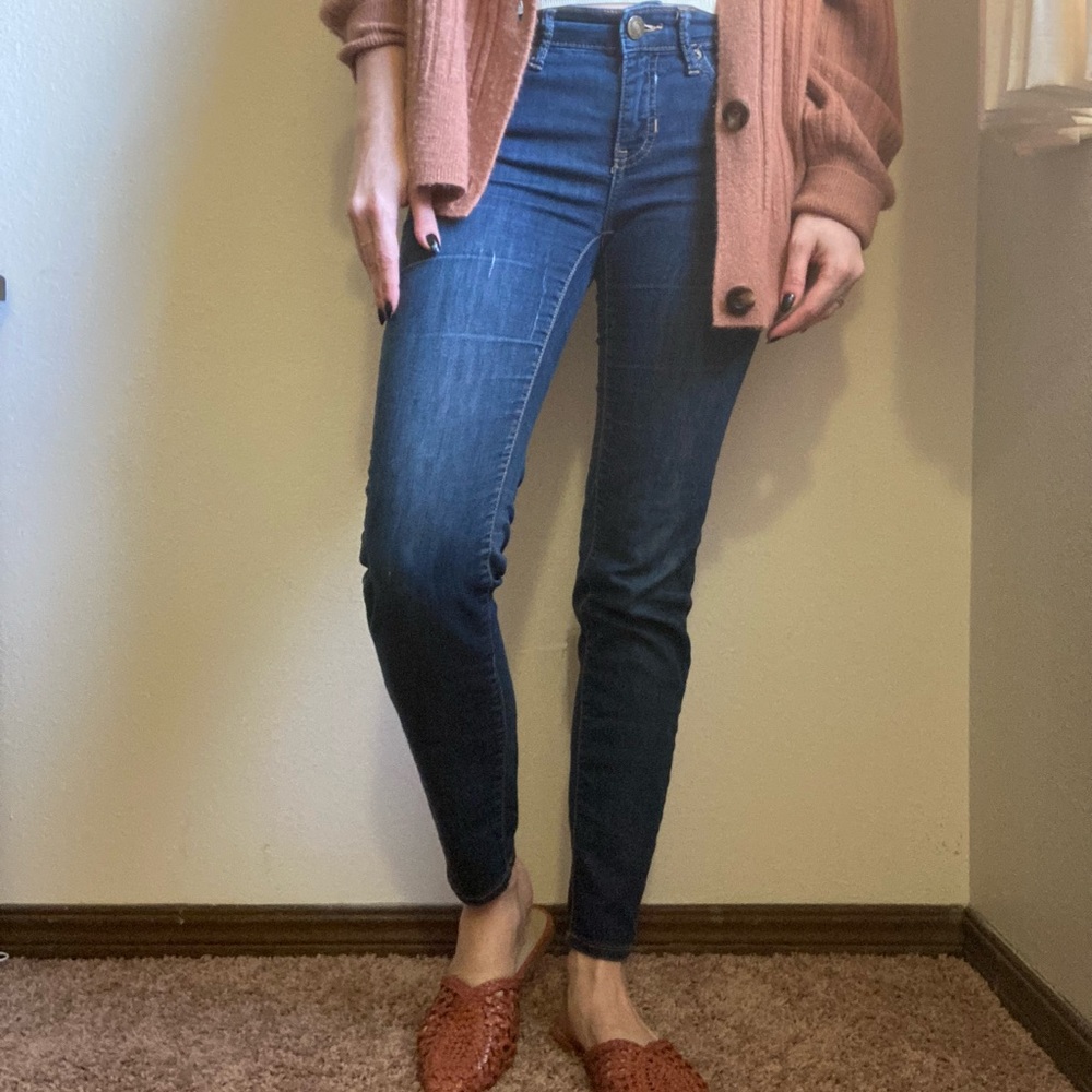 Gap premium super skinny dark wash low rise jeans